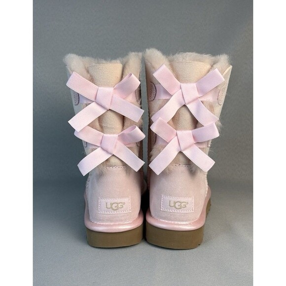 New Women's 7 UGG Boots Bailey Bow Seashell Pink Metallic Extremely Rare Retired - Picture 8 of 16